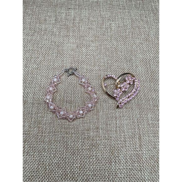 Valentines Bundle of 2 Pieces Pink Heart Broach pink Beaded Bracelet - Picture 8 of 8